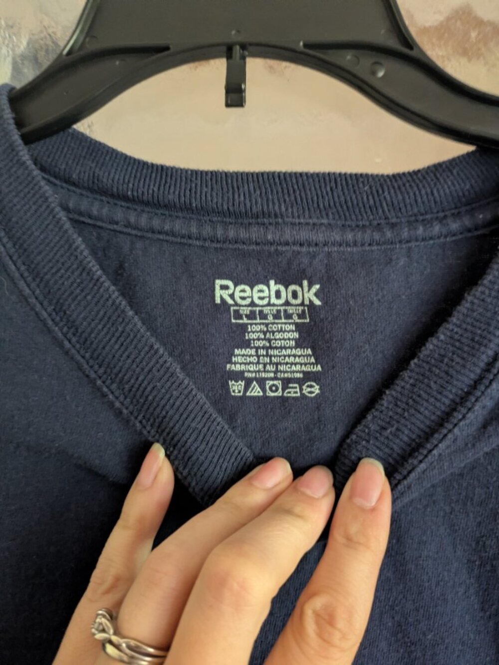Men's Reebok T-shirt - Picture 3 of 3